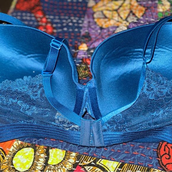 Bra - Picture 2 of 4